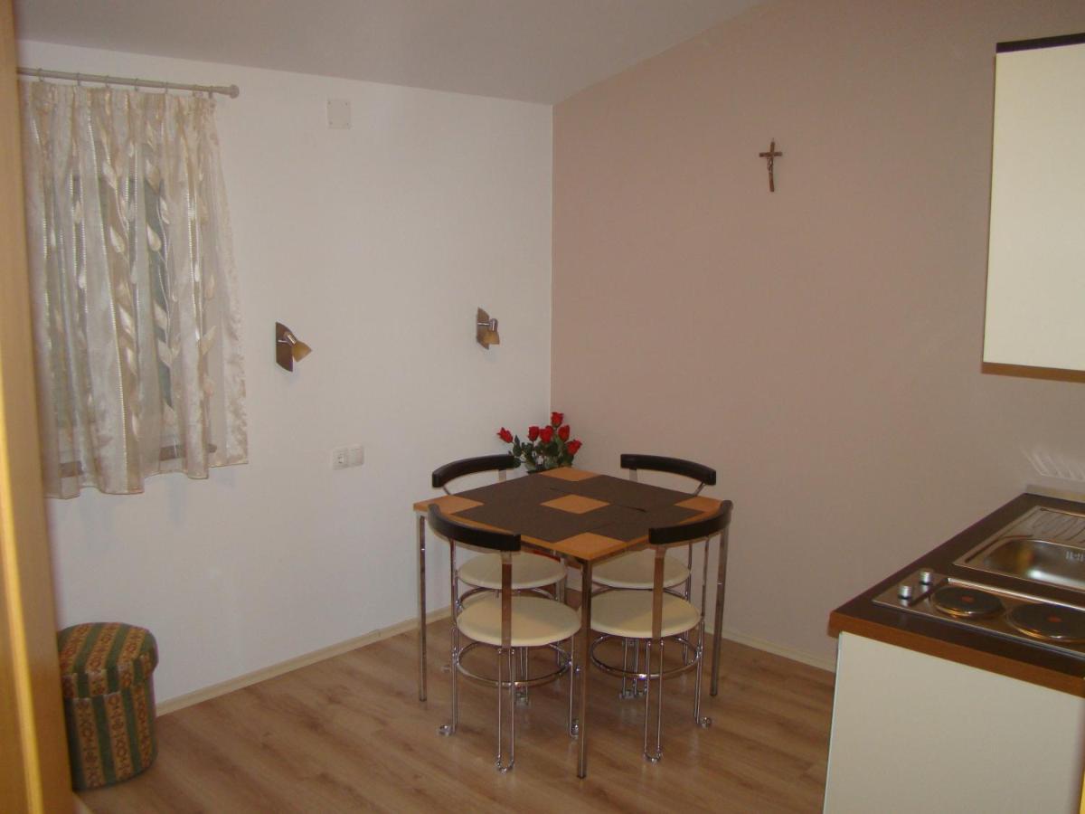 Guest house Pansion Ivan 2*
